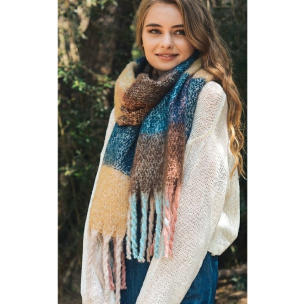 🆕🌿OVERSIZED TASSLE TRIM SCARF🌿